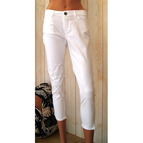 BANANA MOON Felipe Smyrna Women's Cropped Pants White