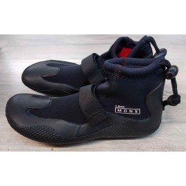 Madness Reef Boots Pioneer 1.5 mm Round Toe Black