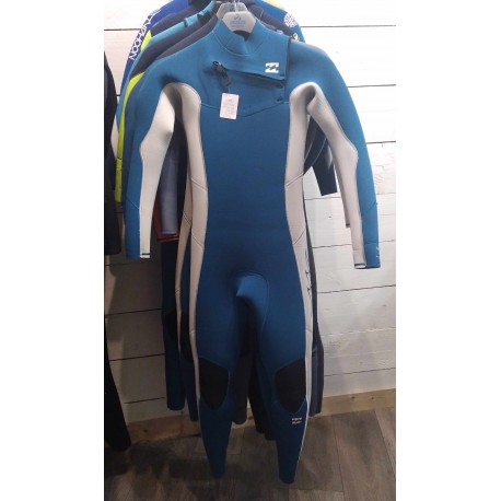 Billabong Absolute Chest Zip 5/4mm Wetsuits Size 10 years Second Hand