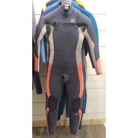 Billabong Absolute Chest Zip 5/4mm Wetsuits Size 12 years Second Hand