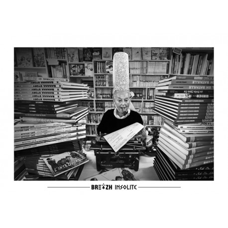 Breizh Insolite Writer Postcard No. 42