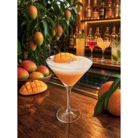 LUNALYS Handmade Mango Cocktail Candle