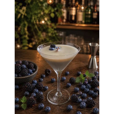 LUNALYS Handmade Cocktail Candle- Blackberry & Blueberry