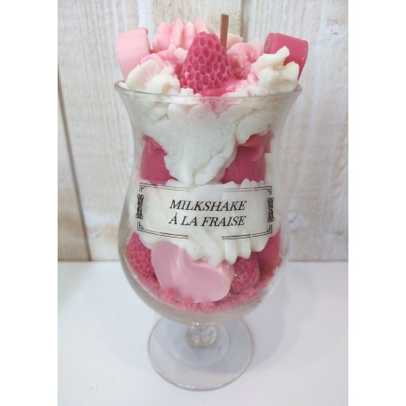 LUNALYS Handmade Strawberry Milkshake Whipped Cream Candle